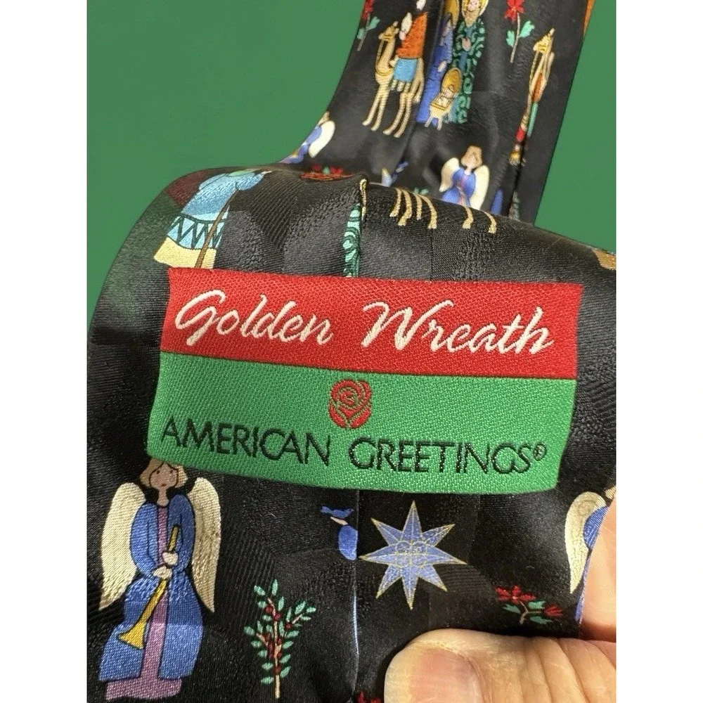 Golden Wreath American Greetings celebrate holiday
